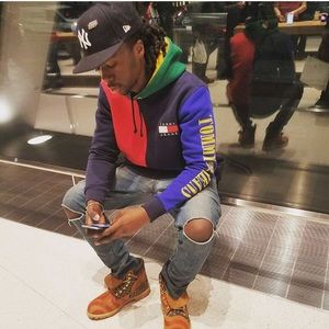 Meet your Posher, Wayne